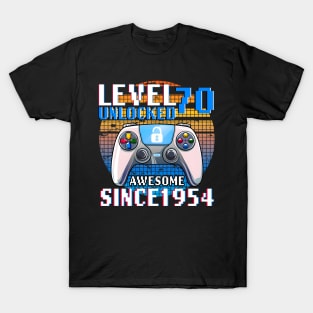 Level 70 Unlocked 70 Year Old Men Funny 70th Birthday T-Shirt